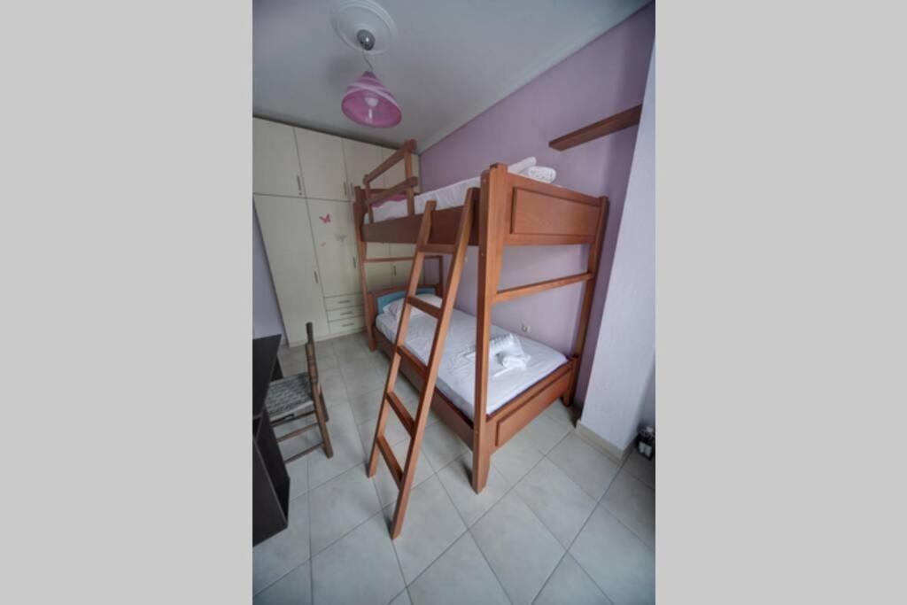 Zoe'S Apartments Nea Iraklitsa Екстериор снимка