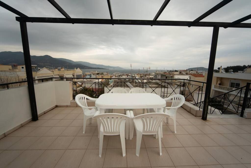 Zoe'S Apartments Nea Iraklitsa Екстериор снимка